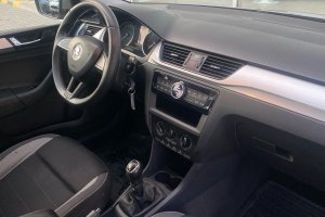 SKODA RAPID 1.6 DIESEL - 2018год / 135744km 9