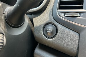 RENAULT MEGANE SDN 1.5 DCI DIESEL - 2019год / 73882km 19